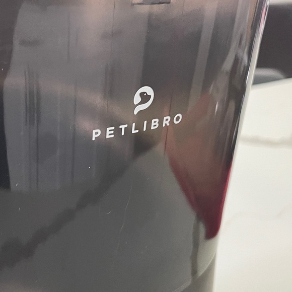 PETLIBRO Automatic Dog Feeder, 6L Dog Food Dispenser with Timer Interactive - Picture 4 of 5